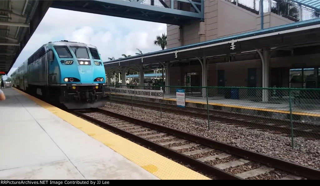 TRCX 827 on Tri-Rail P669